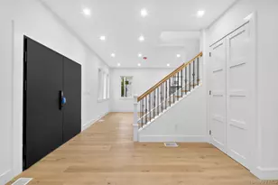 83-66 Charlecote Ridge, Jamaica, NY 11432 - Photo 2