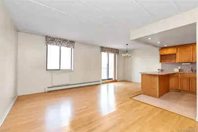 136-17 Maple Avenue #5H, Flushing, NY 11355 - Photo 6