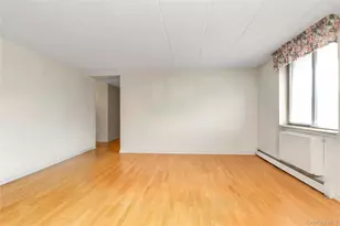 136-17 Maple Ave, Flushing, NY 11355 - Photo 4