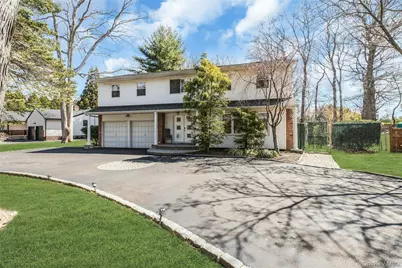 132 Washington Avenue, Plainview, NY 11803 - Photo 2