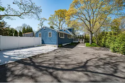 48 Springville Road, Hampton Bays, NY 11946 - Photo 6
