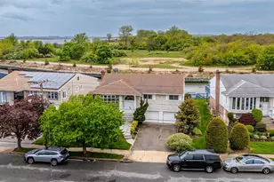 3386 Bertha Dr, Baldwin, NY 11510 - Photo 50