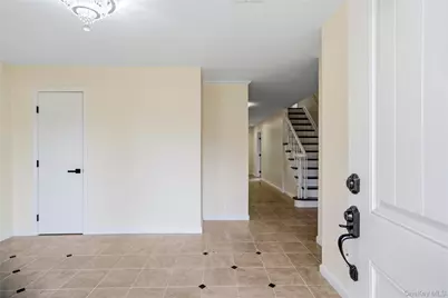 244 Water Lane S, Wantagh, NY 11793 - Photo 14