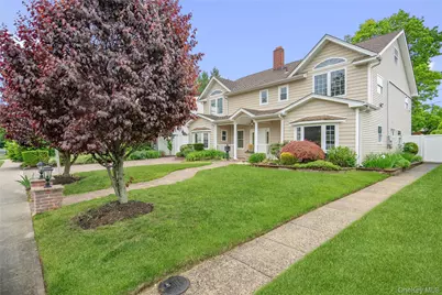 244 Water Lane S, Wantagh, NY 11793 - Photo 2