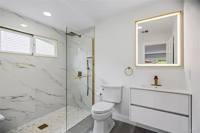 244 Water Lane S, Wantagh, NY 11793 - Photo 8