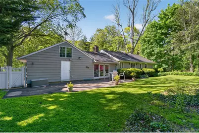 247 Buckram Road, Locust Valley, NY 11560 - Photo 28
