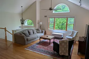 513 S Mountain Rd, Gardiner, NY 12525 - Photo 8