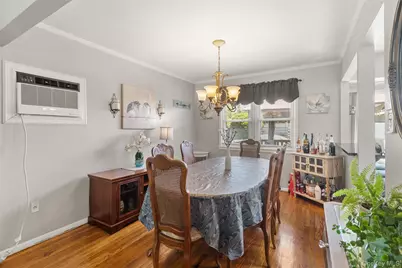 21 Reese Place, Farmingdale, NY 11735 - Photo 4