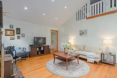 56 Bluff Avenue, Greenwood Lake, NY 10925 - Photo 6