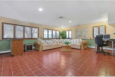 25 Tennyson Drive, Nanuet, NY 10954 - Photo 30