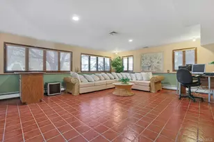 25 Tennyson Dr, Nanuet, NY 10954 - Photo 30