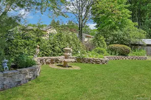 25 Tennyson Dr, Nanuet, NY 10954 - Photo 6