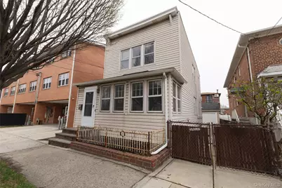 61-17A 165th Street, Fresh Meadows, NY 11365 - Photo 2