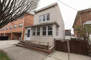 61-17A 165th St, Fresh Meadows, NY 11365 - Photo 2