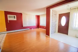 828 Jefferson St, Baldwin, NY 11510 - Photo 4