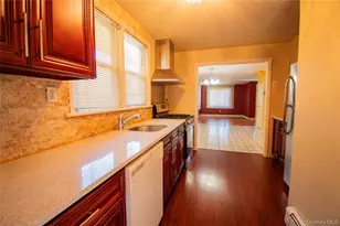 828 Jefferson St, Baldwin, NY 11510 - Photo 8