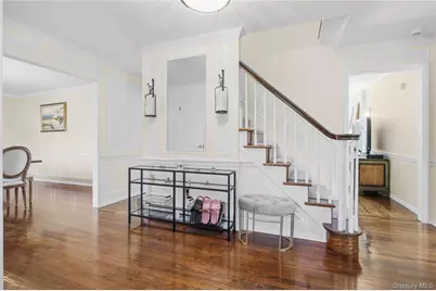 199 Split Rock Road, Syosset, NY 11791 - Photo 8