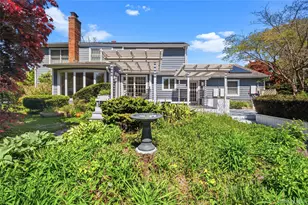 199 Split Rock Rd, Syosset, NY 11791 - Photo 40