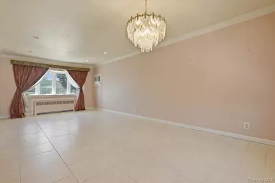 82 Morris Drive, East Meadow, NY 11554 - Photo 6