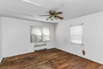 461 Madison Avenue, West Hempstead, NY 11552 - Photo 14