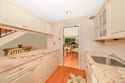 2355 Pershing Boulevard #510, Baldwin, NY 11510 - Photo 18