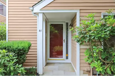 41 Rambling Brook Road, Chappaqua, NY 10514 - Photo 2