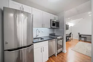 150 W 51st St, New York (Manhattan), NY 10019 - Photo 10