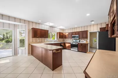 3 Heidi Lane, Mount Sinai, NY 11766 - Photo 18