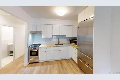 1053 E 222nd Street, Bronx, NY 10469 - Photo 1