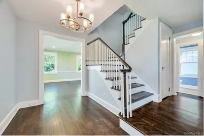 10 Dupont Avenue, White Plains, NY 10605 - Photo 10
