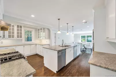 10 Dupont Avenue, White Plains, NY 10605 - Photo 4