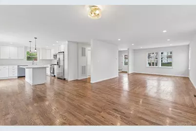 384 Scudder Avenue #Lot 1, Copiague, NY 11726 - Photo 8