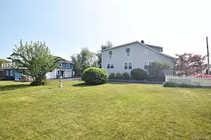 [Address not provided], Lindenhurst, NY 11757 - Photo 2