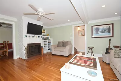 [Address not provided], Lindenhurst, NY 11757 - Photo 14