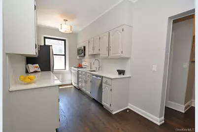 143 Garth Road #4P, Scarsdale, NY 10583 - Photo 14