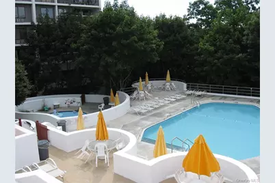 300 High Point Drive #502, Hartsdale, NY 10530 - Photo 32