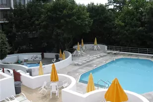 300 High Point Dr, Hartsdale, NY 10530 - Photo 32