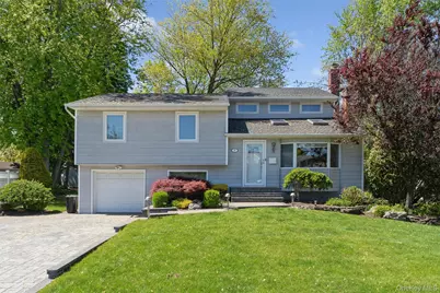 7 Greenacre Court, Syosset, NY 11791 - Photo 1