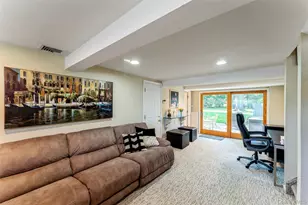 7 Greenacre Ct, Syosset, NY 11791 - Photo 10