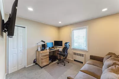 7 Greenacre Court, Syosset, NY 11791 - Photo 16