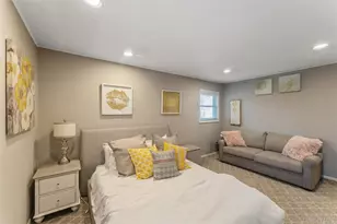 7 Greenacre Ct, Syosset, NY 11791 - Photo 14