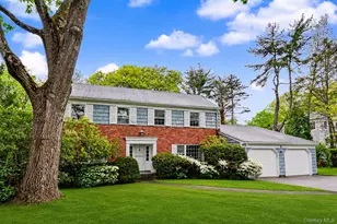 6 Hidden Green Ln, Larchmont, NY 10538 - Photo 2