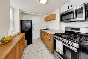 4521 Carpenter Ave, Bronx, NY 10470 - Photo 4