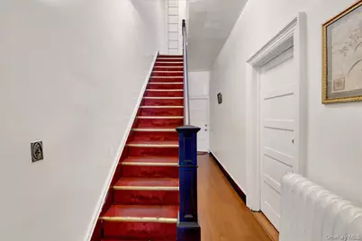 4521 Carpenter Avenue, Bronx, NY 10470 - Photo 16