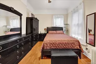 4521 Carpenter Ave, Bronx, NY 10470 - Photo 12
