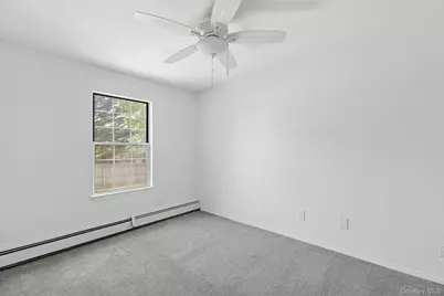 65 16th Street, Wading River, NY 11792 - Photo 12