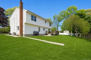 65 16th St, Wading River, NY 11792 - Photo 16