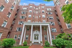 76-35 113th St, Forest Hills, NY 11375 - Photo 4