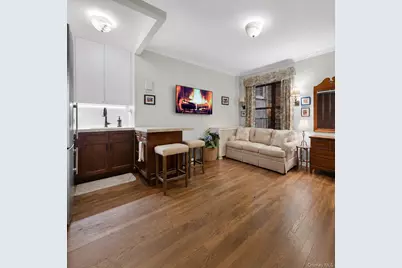 160 E 91st Street #3B, New York, NY 10128 - Photo 2