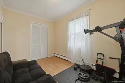 44 Cliff Lane, Levittown, NY 11756 - Photo 12